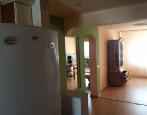 Appartement 3 chambres à louer dans Cluj-napoca, zone Manastur
