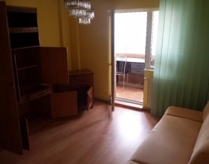 Appartement 3 chambres à louer dans Cluj-napoca, zone Manastur