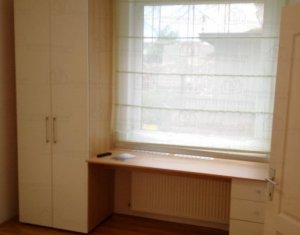 Appartement 4 chambres à louer dans Cluj-napoca, zone Centru