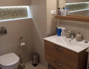 Appartement 3 chambres à louer dans Cluj-napoca, zone Marasti