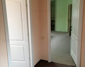 Appartement 3 chambres à louer dans Cluj-napoca, zone Centru