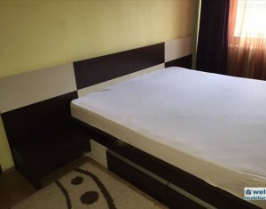 Appartement 3 chambres à louer dans Cluj-napoca, zone Centru