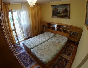 Appartement 3 chambres à louer dans Cluj-napoca, zone Marasti