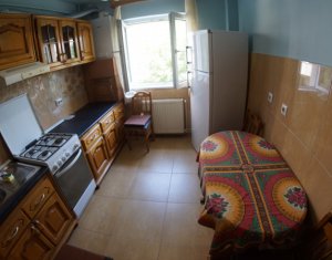 Appartement 3 chambres à louer dans Cluj-napoca, zone Marasti