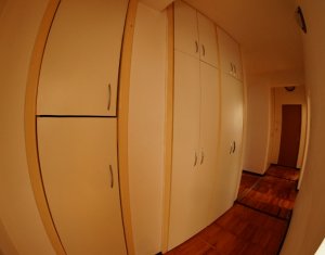Appartement 4 chambres à louer dans Cluj-napoca, zone Manastur