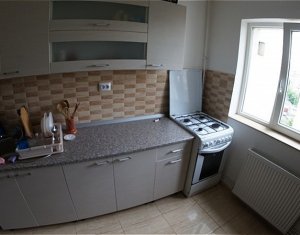 Appartement 3 chambres à louer dans Cluj-napoca, zone Manastur