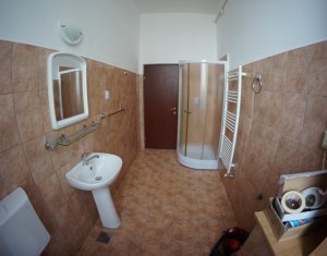 Lakás 4 szobák kiadó on Cluj-napoca, Zóna Centru