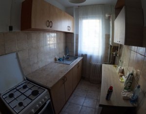 Appartement 3 chambres à louer dans Cluj-napoca, zone Manastur