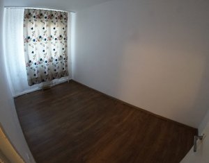Appartement 3 chambres à louer dans Cluj-napoca, zone Manastur