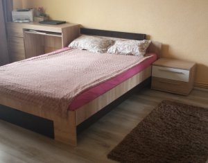 Appartement 3 chambres à louer dans Cluj-napoca, zone Manastur