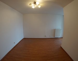 Appartement 3 chambres à louer dans Cluj-napoca, zone Centru
