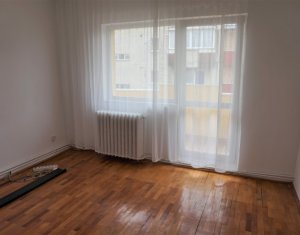 Appartement 3 chambres à louer dans Cluj-napoca, zone Zorilor