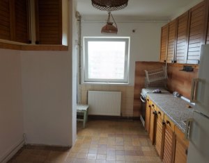 Appartement 3 chambres à louer dans Cluj-napoca, zone Zorilor