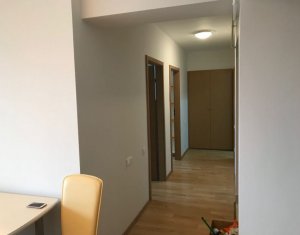 Appartement 3 chambres à louer dans Cluj-napoca, zone Marasti