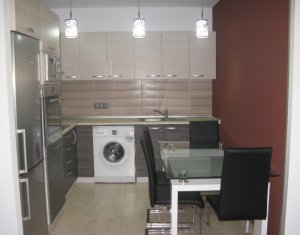 Appartement 3 chambres à louer dans Cluj-napoca, zone Centru