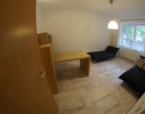 Appartement 3 chambres à louer dans Cluj-napoca, zone Plopilor