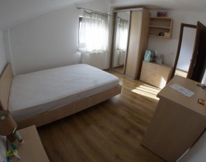 Appartement 4 chambres à louer dans Cluj-napoca, zone Centru