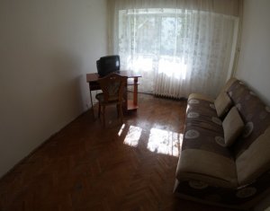 Appartement 3 chambres à louer dans Cluj-napoca, zone Marasti