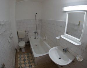Appartement 3 chambres à louer dans Cluj-napoca, zone Marasti