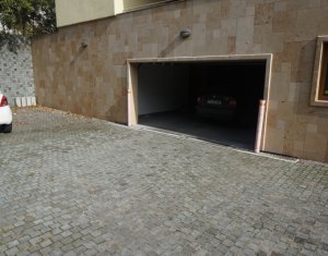 Maison 5 chambres à louer dans Cluj-napoca, zone Zorilor