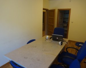 , 180m2 dans Cluj-napoca, zone Zorilor