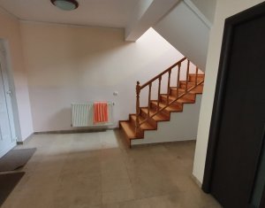 Ház 4 szobák kiadó on Floresti