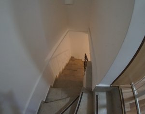 Appartement 3 chambres à vendre dans Cluj-napoca, zone Marasti