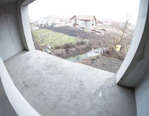 Maison 5 chambres à vendre dans Apahida