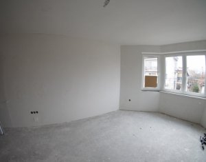Maison 5 chambres à vendre dans Apahida