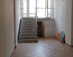 Üzlethelyiség kiadó, 135m2 on Cluj-napoca, Zóna Centru