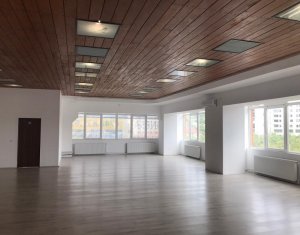 Bureau à louer dans Cluj-napoca, zone Gruia