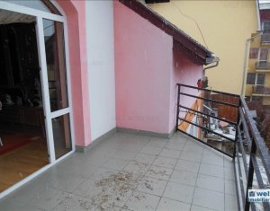 Maison 6 chambres à vendre dans Cluj-napoca, zone Manastur