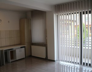 Bureau à louer dans Cluj-napoca, zone Marasti