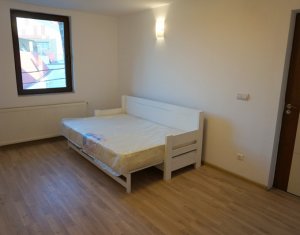 Appartement 3 chambres à louer dans Cluj-napoca, zone Gruia