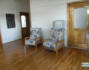 Maison 6 chambres à vendre dans Cluj-napoca, zone Someseni