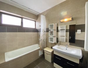 Appartement 3 chambres à louer dans Cluj-napoca, zone Plopilor