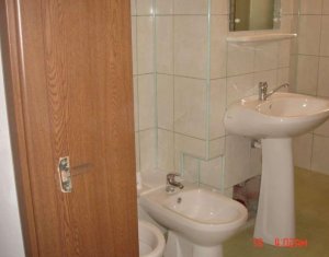 Üzlethelyiség kiadó on Floresti