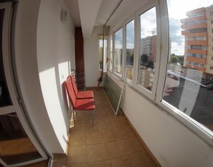 Appartement 3 chambres à louer dans Cluj-napoca, zone Zorilor