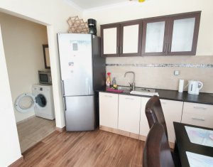 Maison 4 chambres à louer dans Floresti