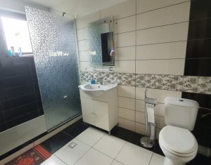 Maison 4 chambres à louer dans Floresti
