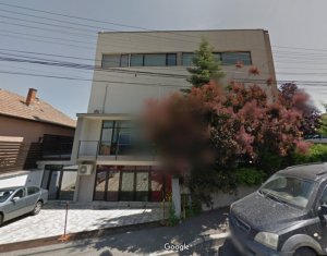 Bureau à louer dans Cluj-napoca, zone Centru