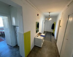 Appartement 4 chambres à vendre dans Cluj-napoca, zone Centru