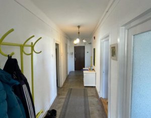 Appartement 4 chambres à vendre dans Cluj-napoca, zone Centru