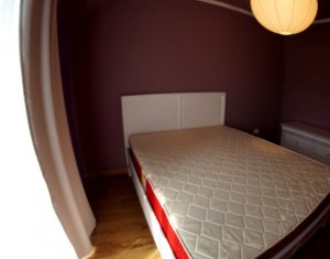 Maison 5 chambres à vendre dans Cluj-napoca, zone Buna Ziua
