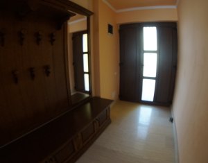 Maison 5 chambres à vendre dans Cluj-napoca, zone Buna Ziua