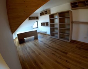 Maison 5 chambres à vendre dans Cluj-napoca, zone Buna Ziua