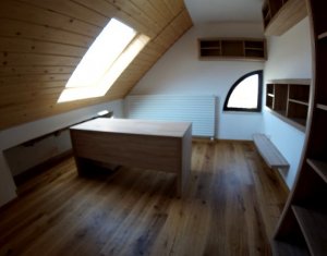 Maison 5 chambres à vendre dans Cluj-napoca, zone Buna Ziua