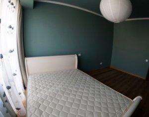 Maison 5 chambres à vendre dans Cluj-napoca, zone Buna Ziua