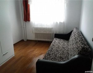 Appartement 3 chambres à vendre dans Cluj-napoca, zone Manastur