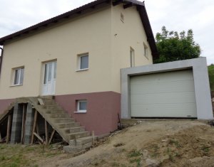 , 132m2 dans Dezmir, zone Centru